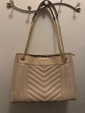 Michael Kors Blush Quilted Leather Chain Shoulder Bag
